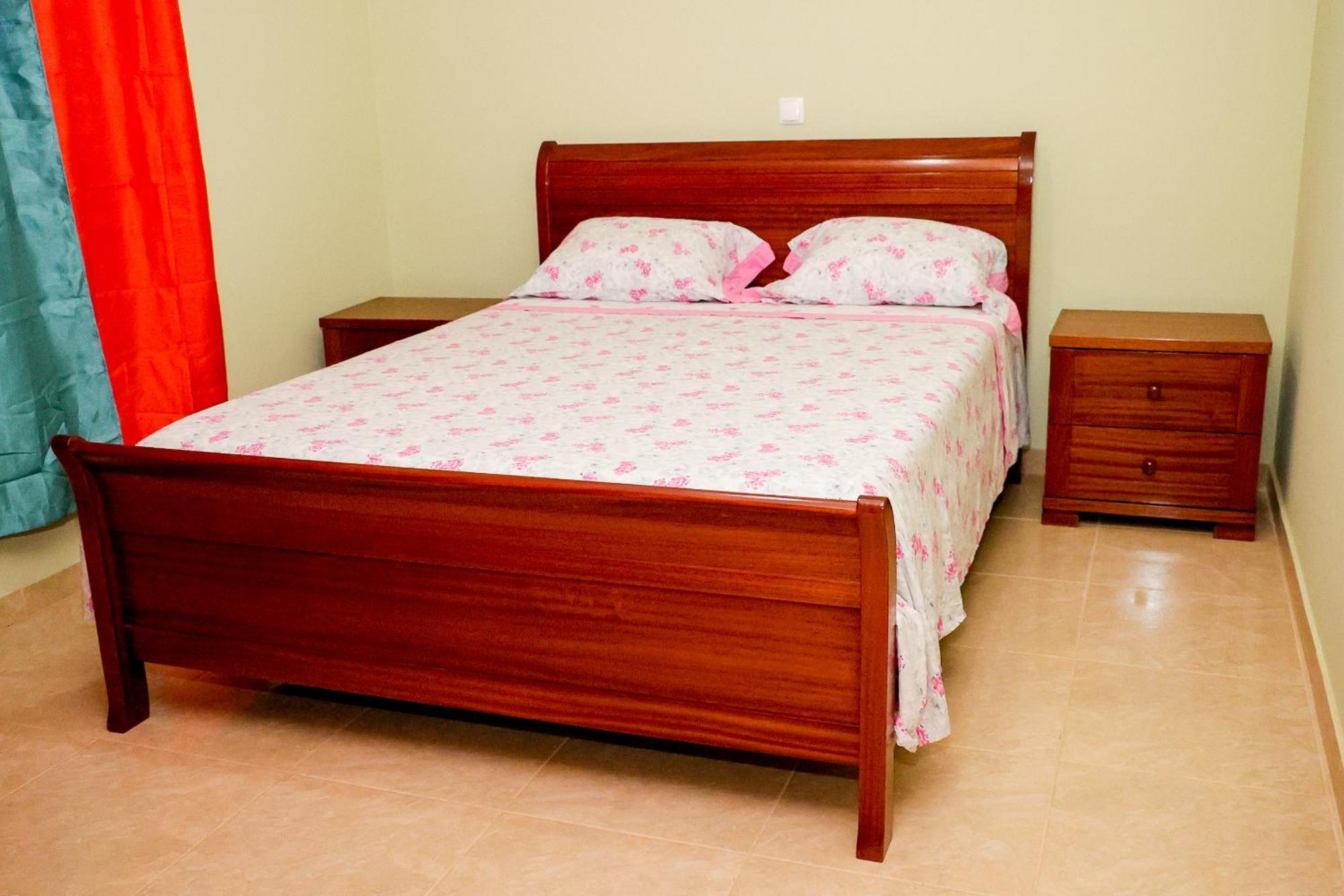 Fadias Quartos - Rooms Ribeira Grande Eksteriør bilde